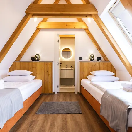 Gorski Brlog - Kuce Za Odmor