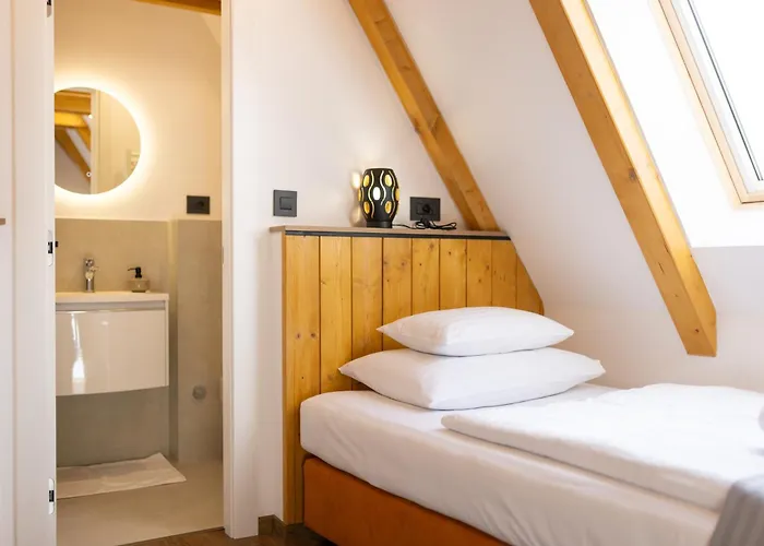 Gorski Brlog - Kuce Za Odmor